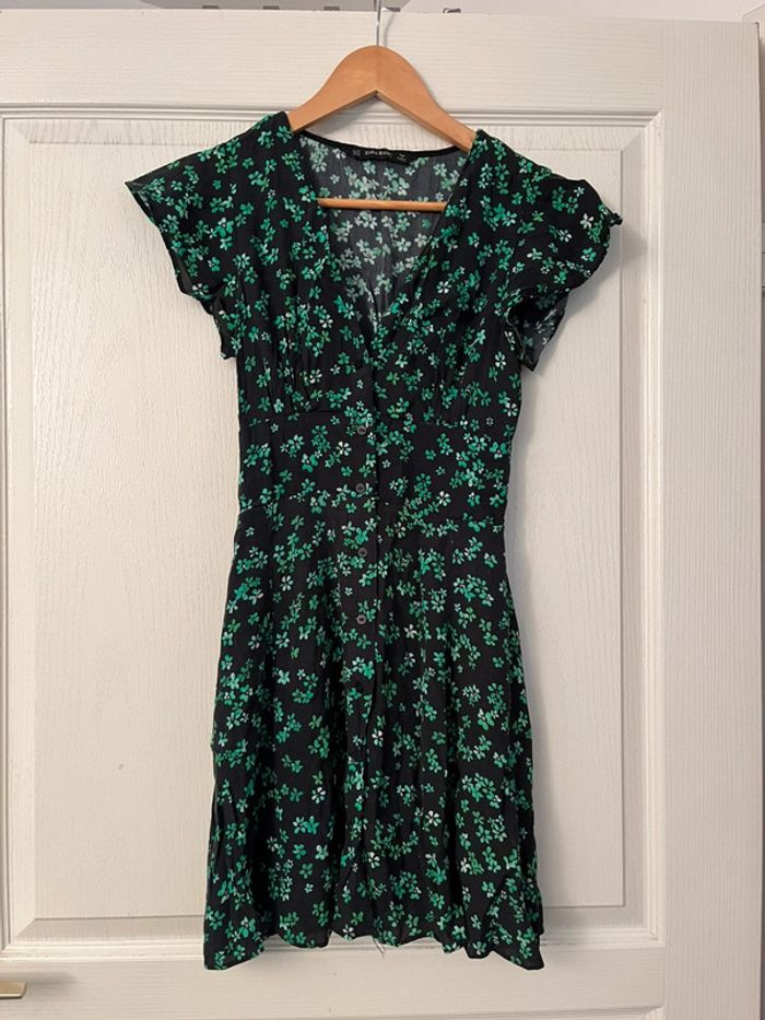 Robe verte et noir Zara taille xs
