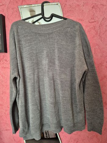 Pull Only gris