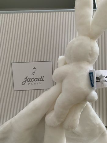 Doudou  blanc Jacadi neuf