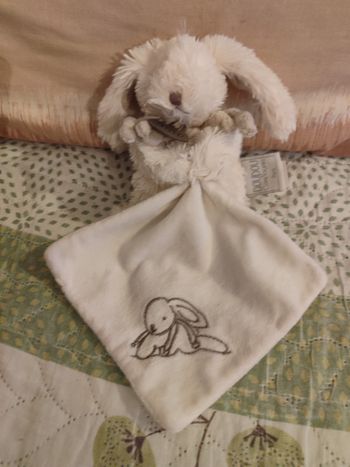 Doudou lapin blanc mouchoir lapin doudou et cie