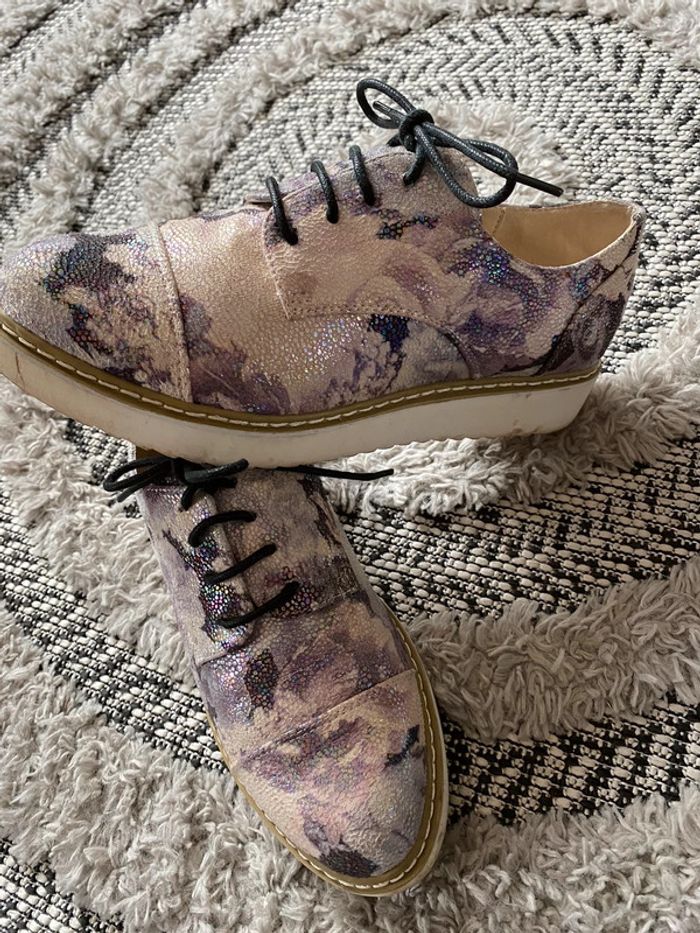 Chaussures à motifs