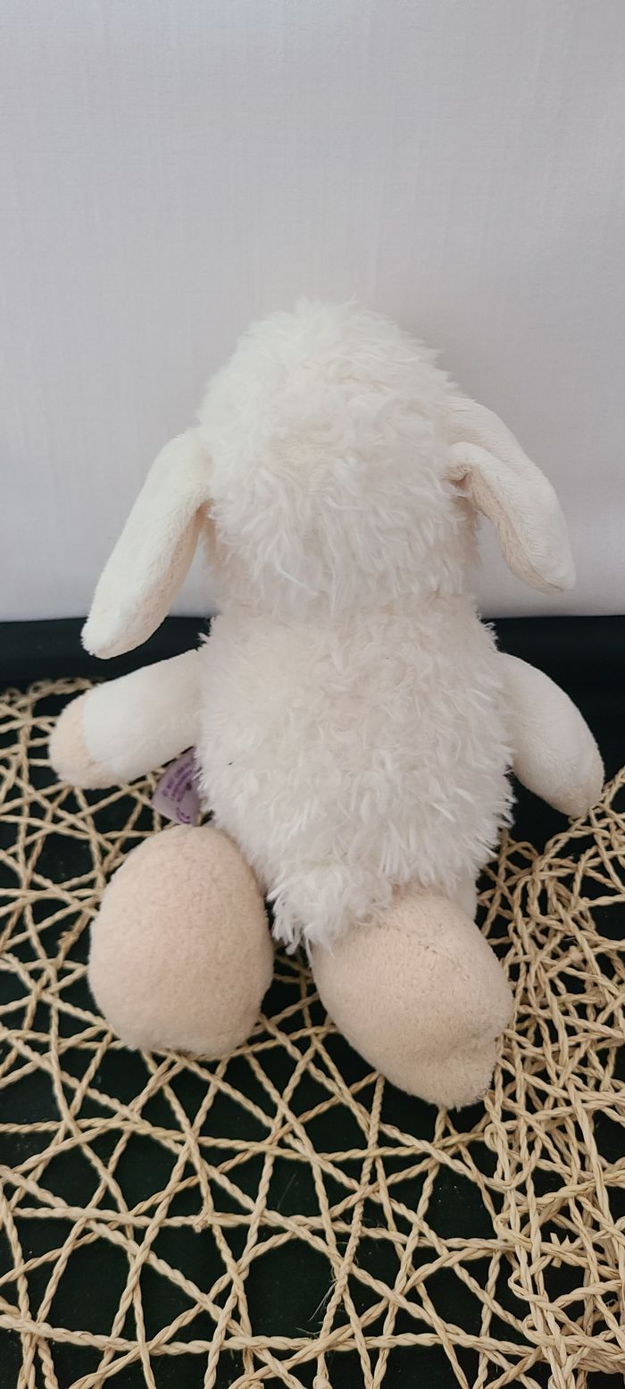 Mouton en peluche blanc crème - photo numéro 4