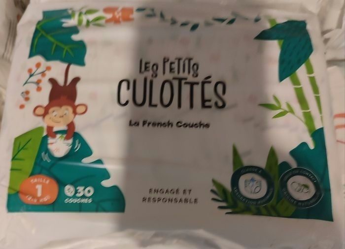 Lot de 8 paquets de 30 couches neuves les petits culottés Taille 1