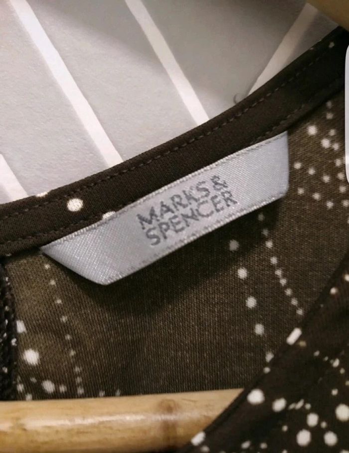 Joli haut Marks & Spencer - photo numéro 2