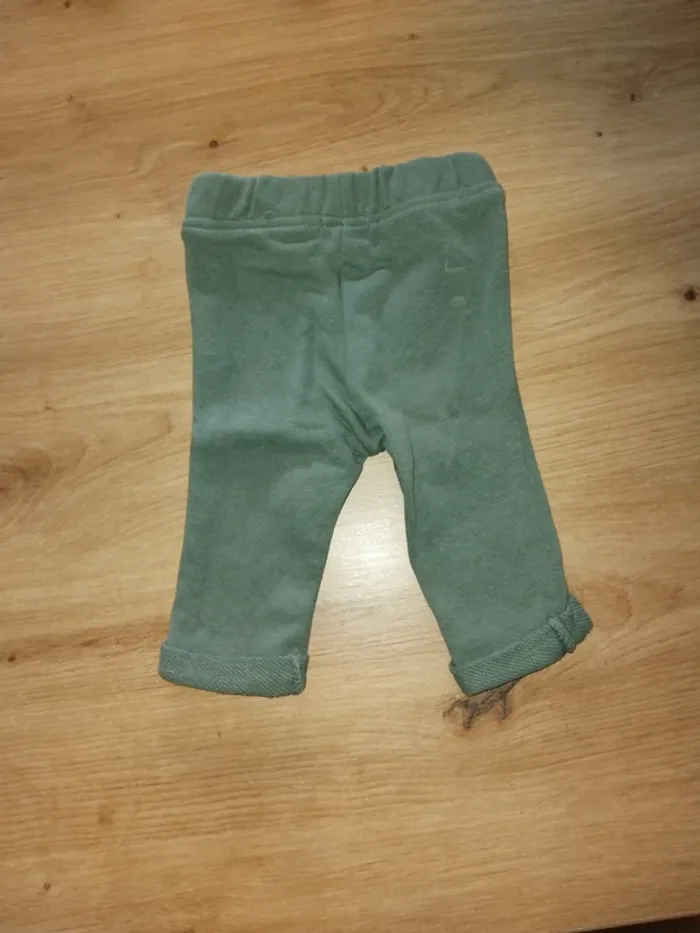 3 pantalons mixte taille 1 mois - photo numéro 7