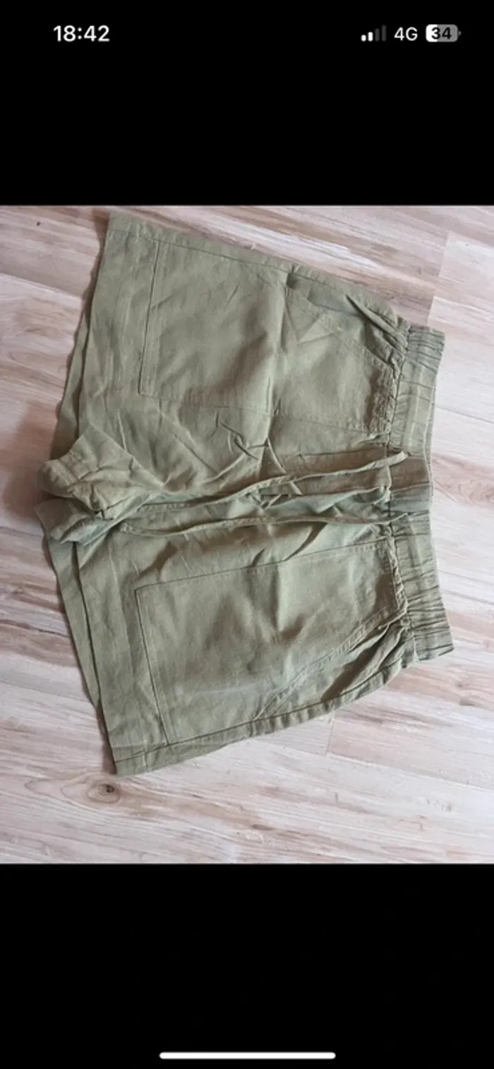 short rustique vert stradivarius - photo numéro 7