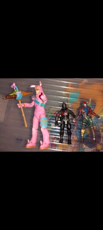 Lot de figurines Fortnite :  Rabbit Raider, Rust Lord et Black Knight