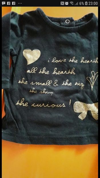 Adorable petit tee shirt manches longues taille 3/6 mois