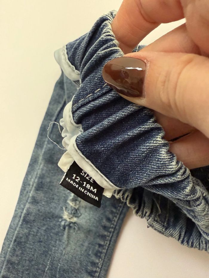 Jeans effet déchiré bébé garçon taille 12-18 mois - photo numéro 2