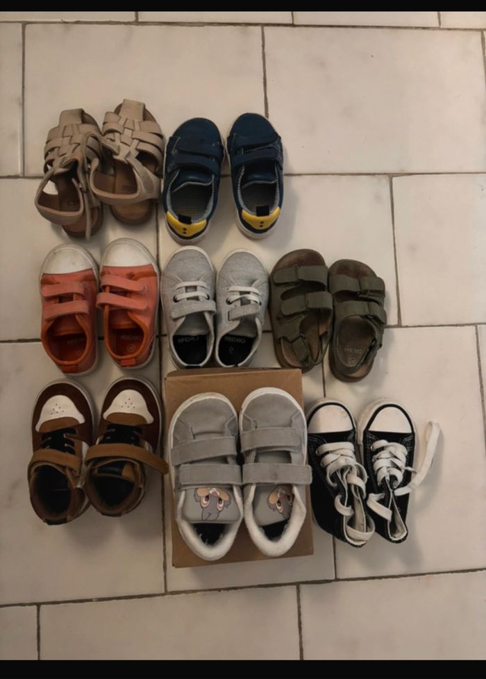 Lot chaussure garçon taille 22