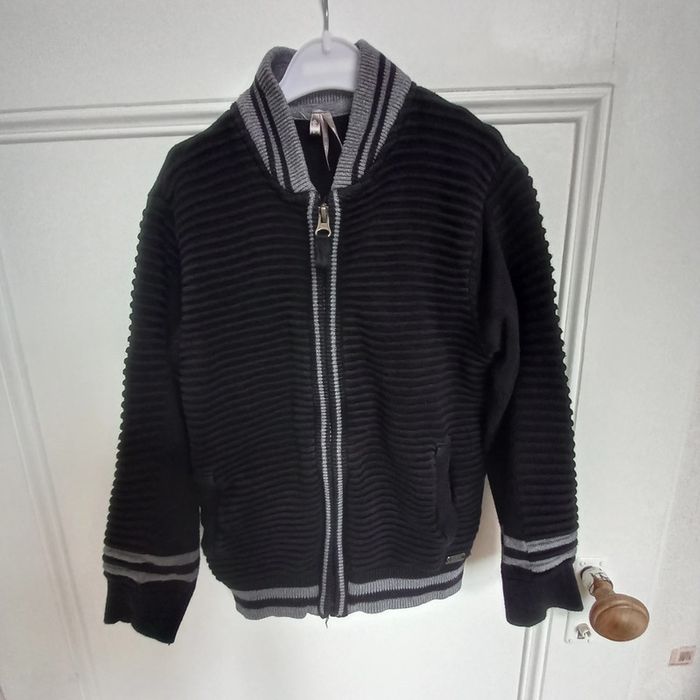 Lot 5 vestes 5 ans - photo numéro 16