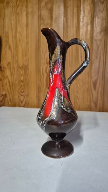 Pichet vase décoratif Vallauris 25 cm émaillage fat lava rouge et brun