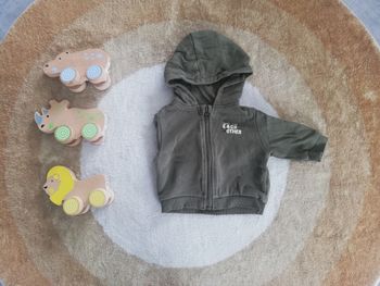 Veste à capuche kaki Kiabi 3 mois