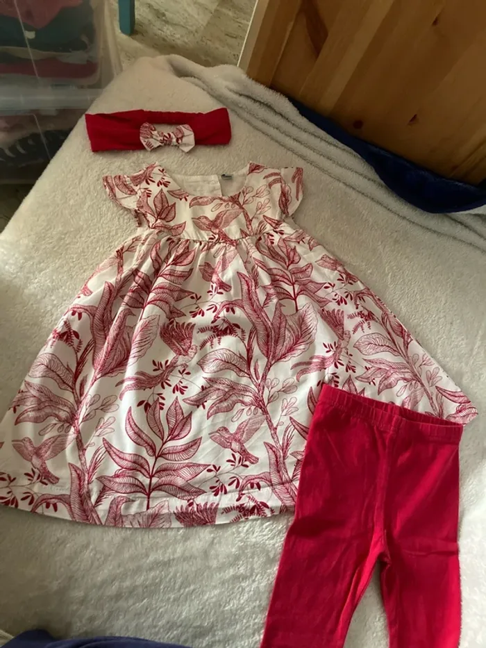 Ensemble, robe, legging court et bandeau 12 mois