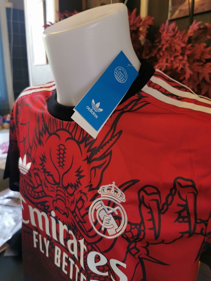 Maillot de foot  Réal Madrid - photo numéro 3