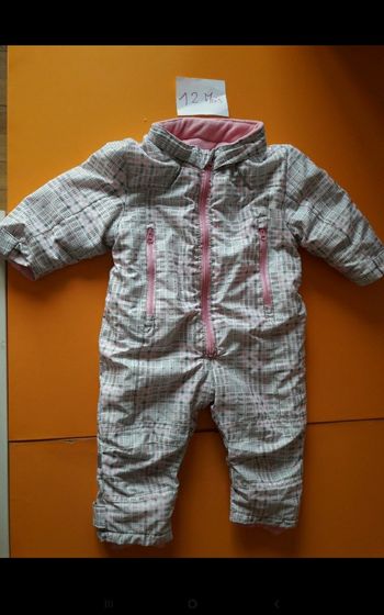 Combinaison hiver 12 mois neuve doublé