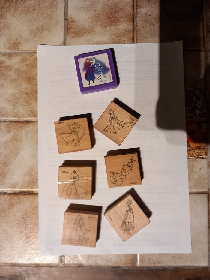 Lot 6 tampons encreurs La Reine des neiges
