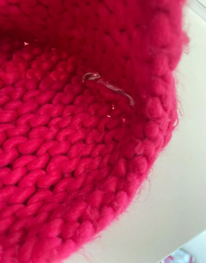 Bonnet rose avec pompon - photo numéro 4