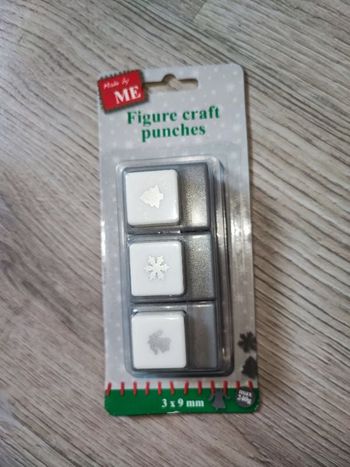 Lot de 3 perforatrices noël neuves