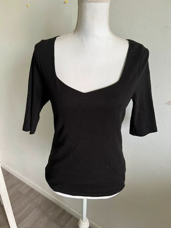 Très beau haut naf naf M