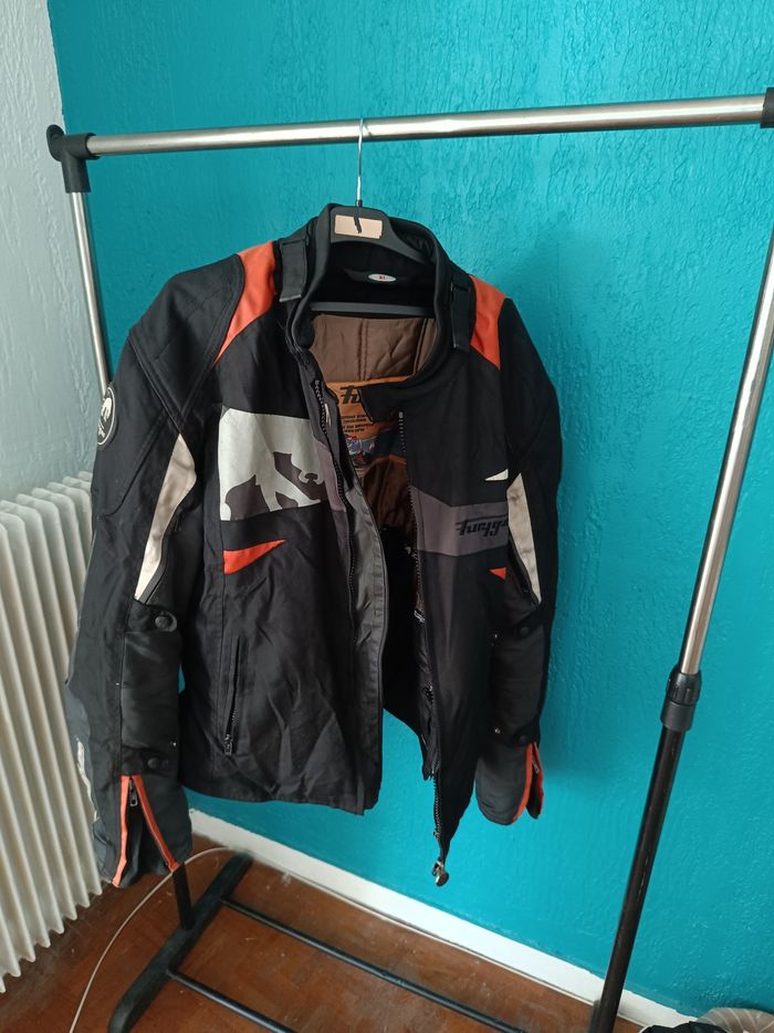 Blouson moto furygan taille XL protection épaule dorsale et coude. - photo numéro 3