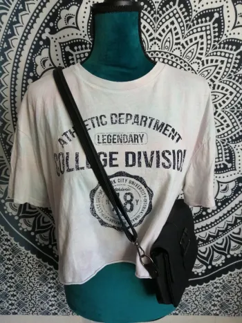Tee-shirt crop top rose pastel avec logo et message college division / pimkie / (M)