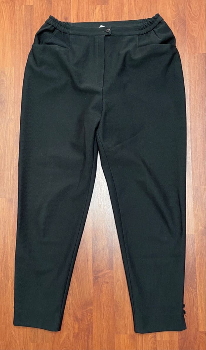 Pantalon côtelé noir