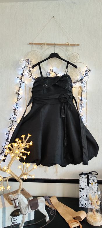 Superbe robe de cérémonie boule noire neuve
