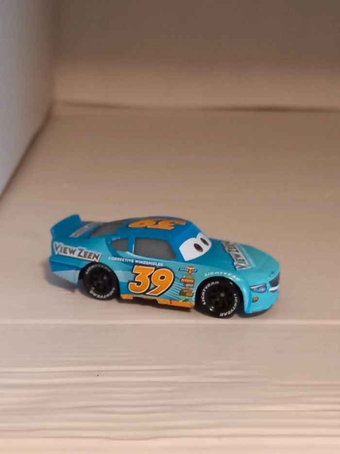 Cars buck - photo numéro 2