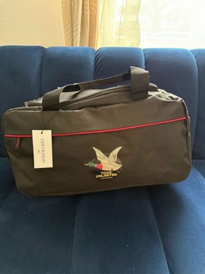 Sac de voyage / sport chevignon neuf - photo numéro 6