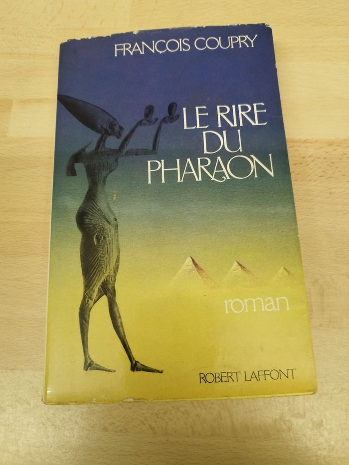 FRANÇOIS COUPRY

LE RIRE DU PHARAON

roman