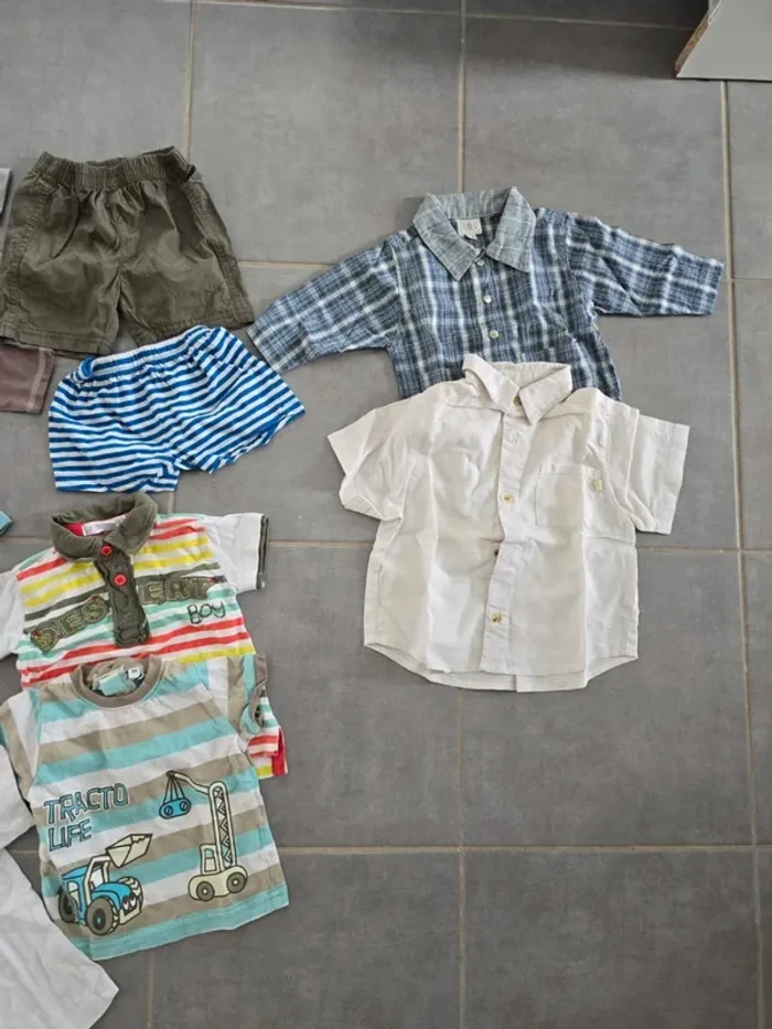 Gros lot vêtements 6 mois - photo numéro 4