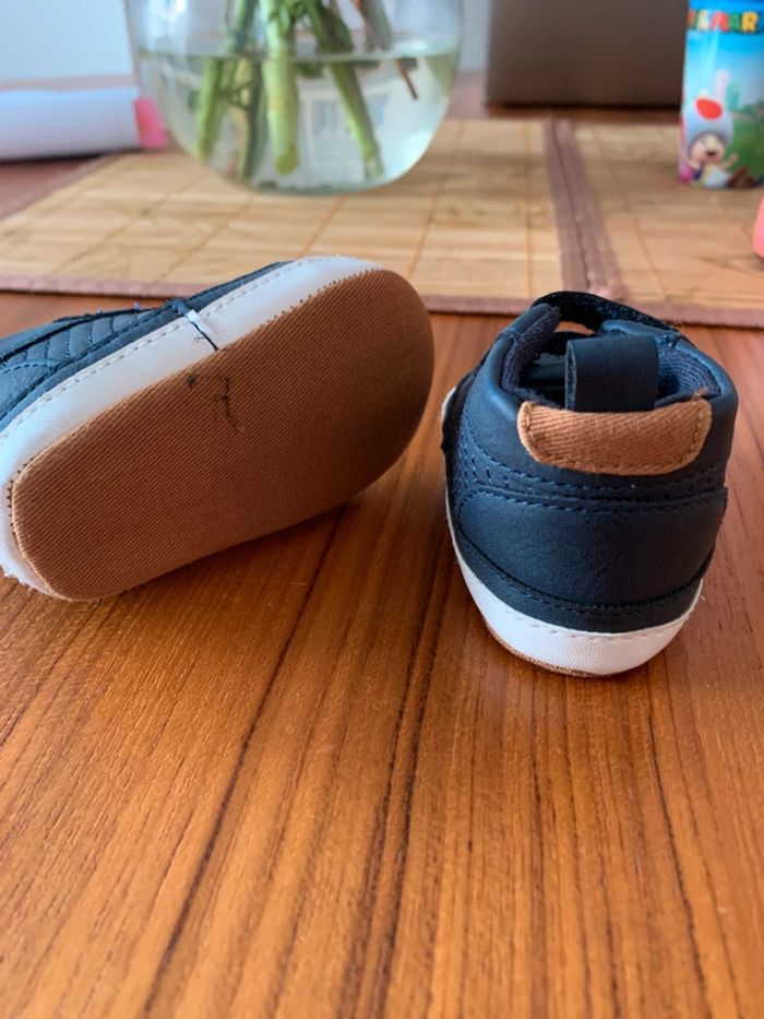 Chaussure bébé 3/6 mois - photo numéro 4