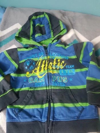 Veste rayée marine bleu et vert taille 4 ans