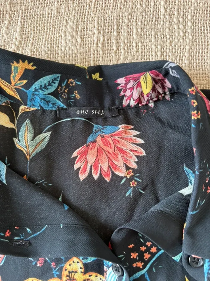 Chemise one step fleuri taille 38 - photo numéro 4