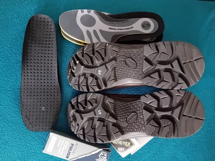 Chaussure randonnée - photo numéro 3
