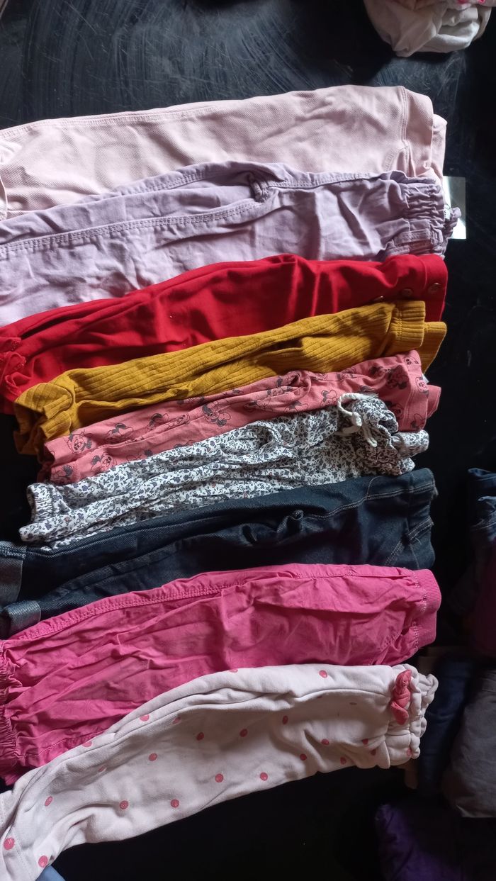 Lot pantalon 24 mois