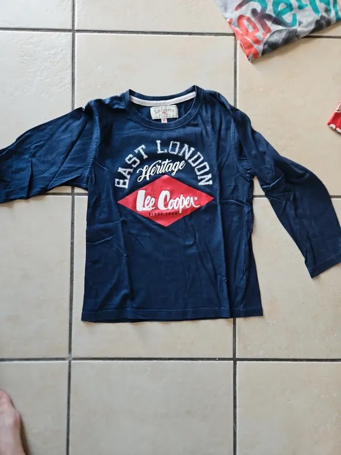 Lot de 8 tee shirts manches longues 8 ans - photo numéro 6