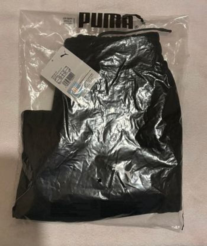 Short Puma BMW - photo numéro 2