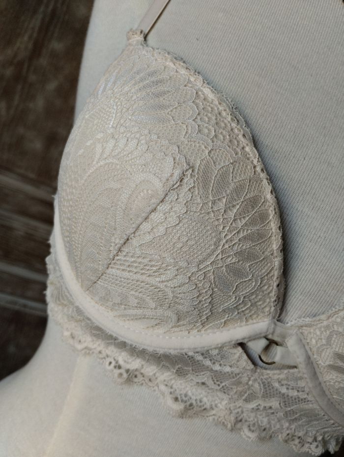 Soutien gorge pêche en dentelle 🤍 - photo numéro 4