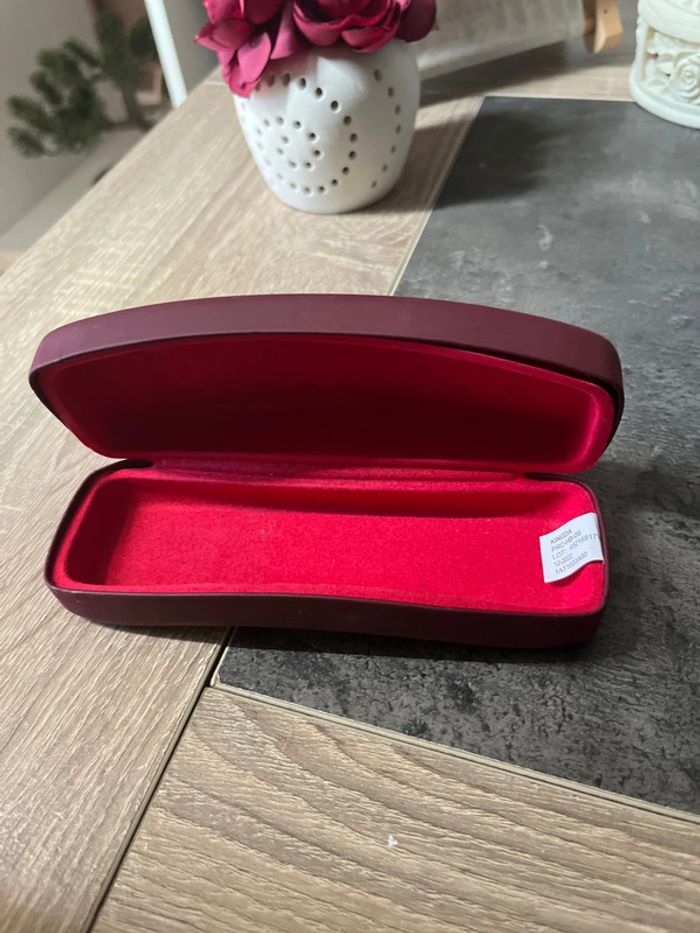 Poche protection lunettes - photo numéro 2