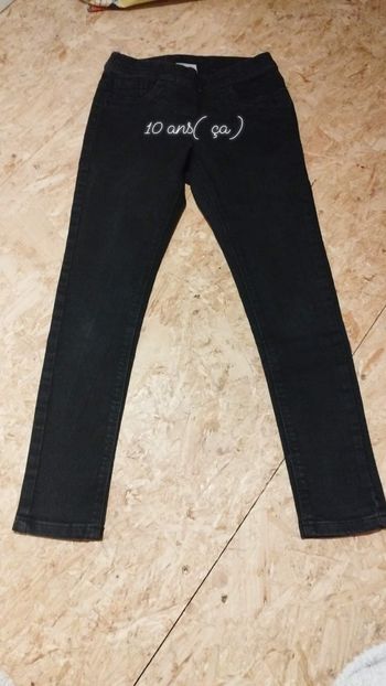 Pantalon / jeans fille 10 ans