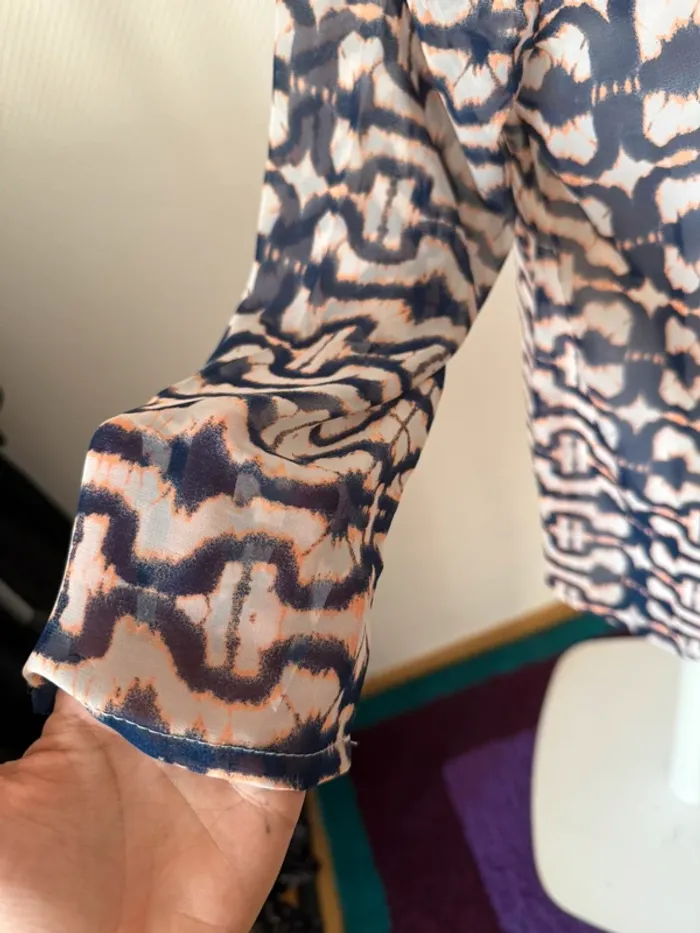 Blouse en très bon état taille 38 Areline bleu - photo numéro 5