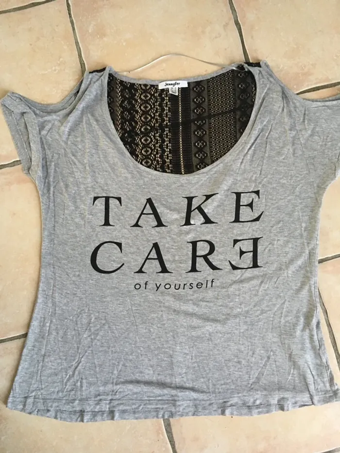 Joli lot 2 tee shirt Jennyfer Cache cache taille M - photo numéro 4