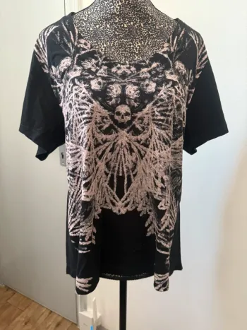 Tee-shirt Religion – Taille M – Très bon état