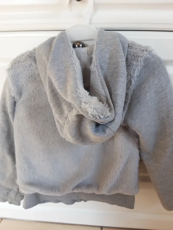 Gros gilet chaud zippé à capuche bi matière - photo numéro 6