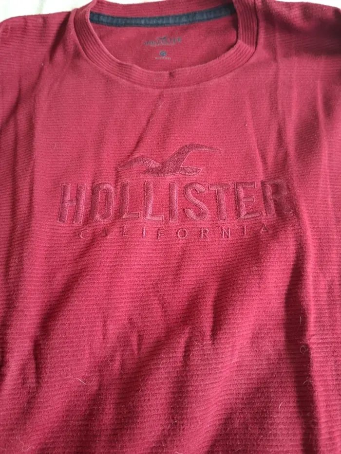 t-shirt garçon bordeaux, manches longues, taille XS, marque Hollister, - photo numéro 2