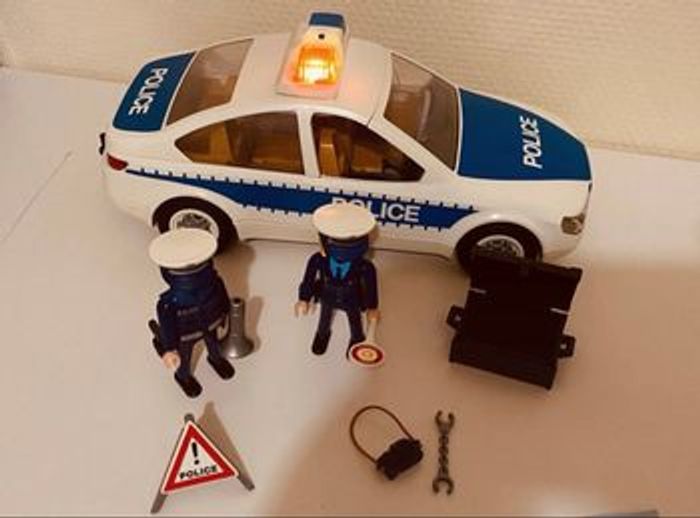 Voiture de police playmobil - photo numéro 3