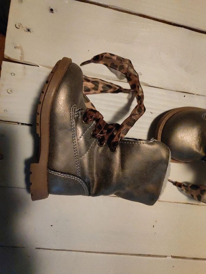 Très belles bottines fourrées - photo numéro 7