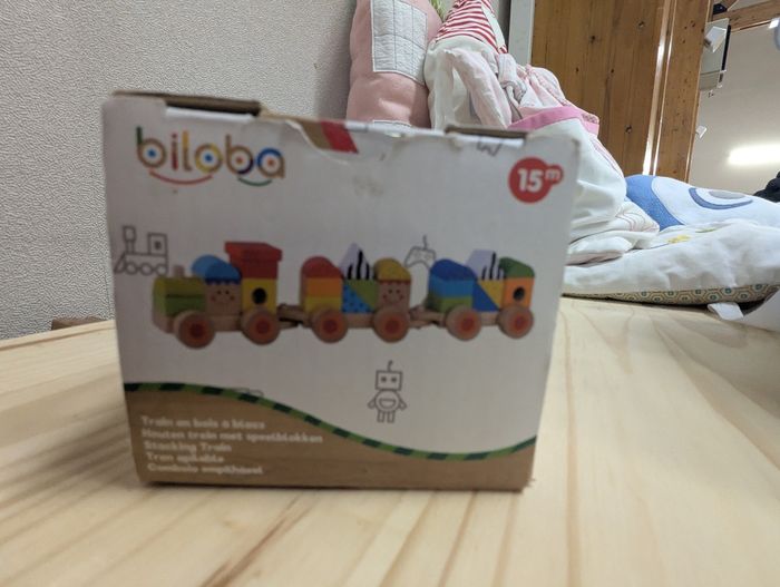 Train en bois à blocs - photo numéro 4